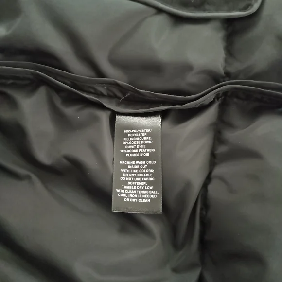 Lafayette 148 New York Long Black Mesh Polyester Vest Women size M. MV292R-7930